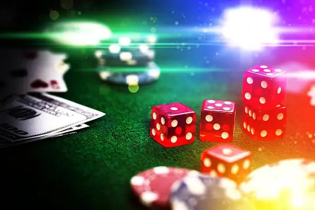 Ilustrasi simbol fantasi dalam slot naga